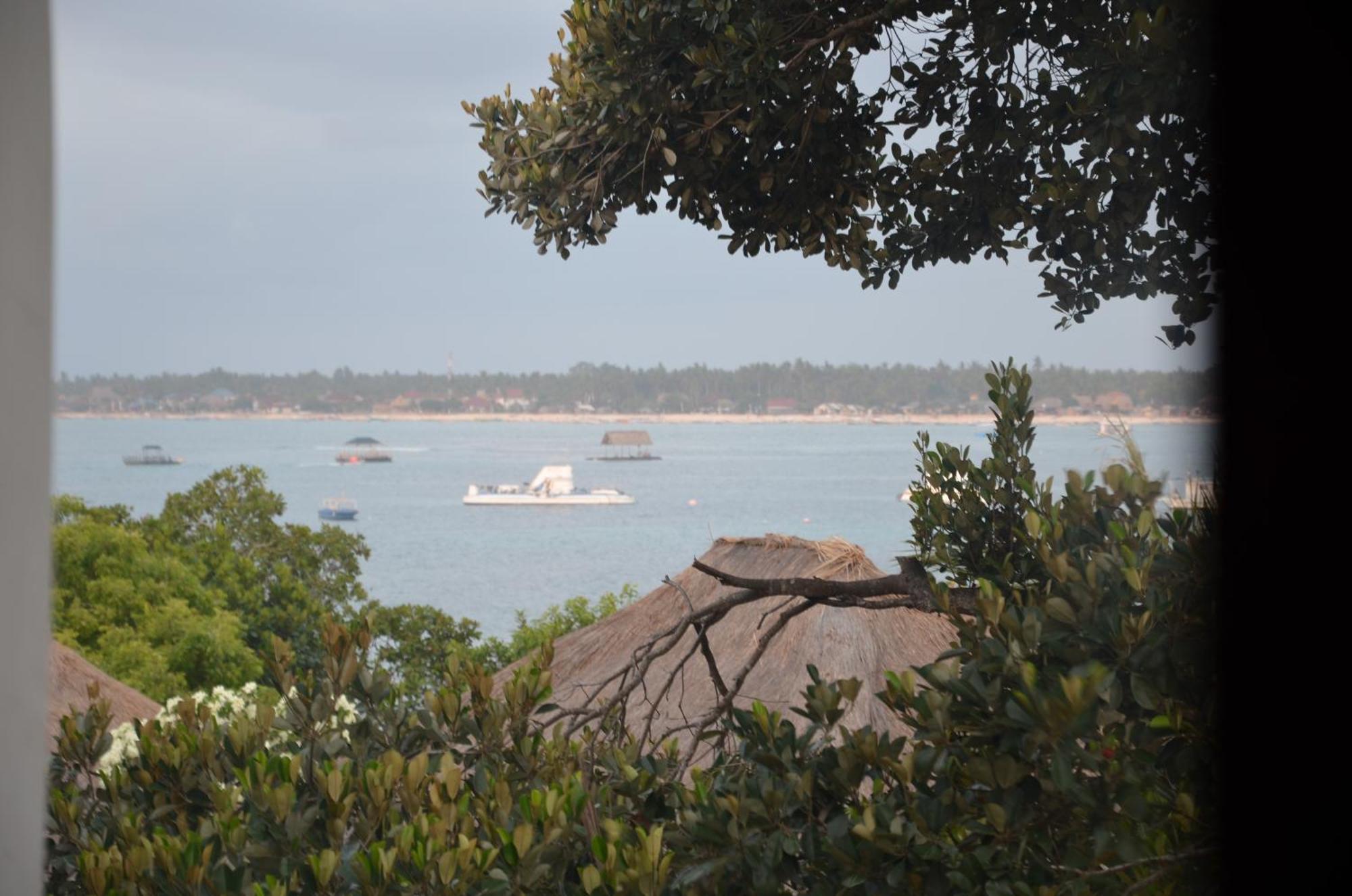 Tamarind Beach Bungalow Lembongan Exterior foto